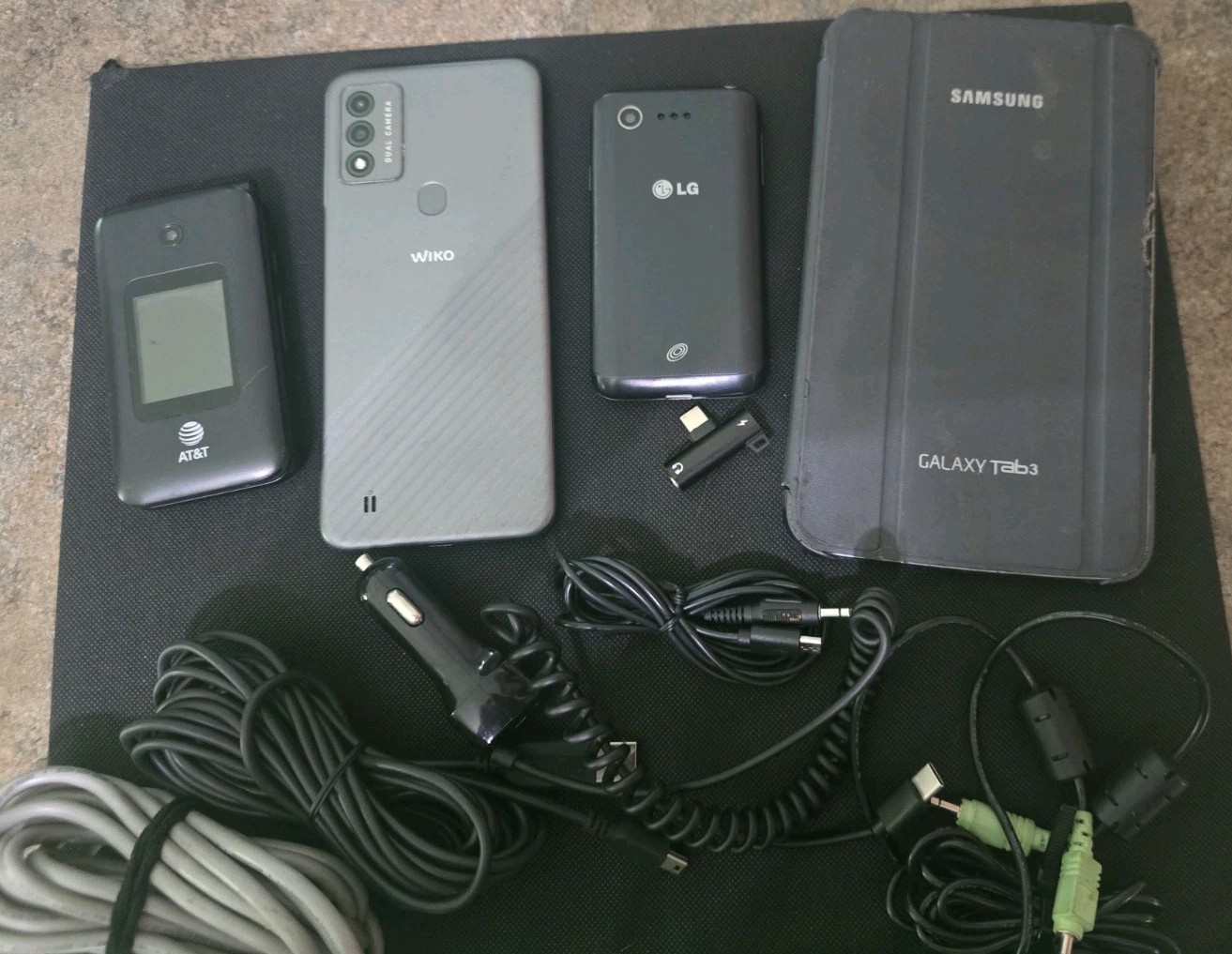 Junk Drawer Broke Devices, Cables Adapters and Small Electronics Mixed Lot !!!
