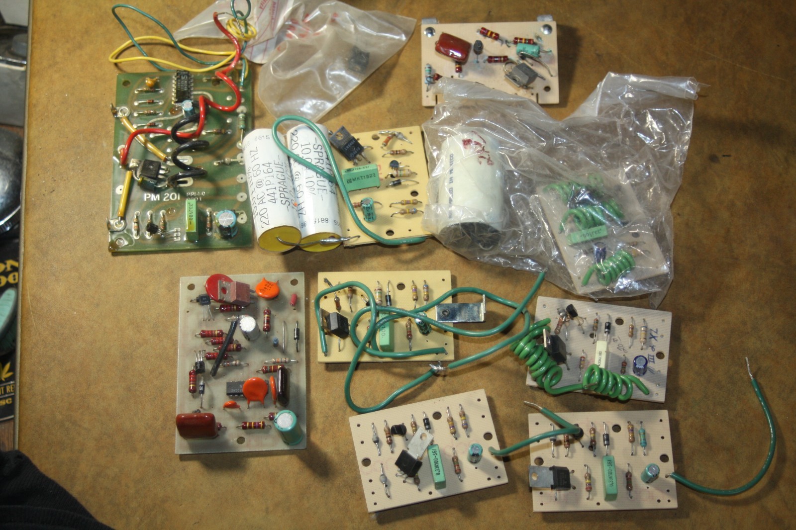 Huge Lot Vintage Radio TV Electronics Repair Parts Lights Resistors Capacitors