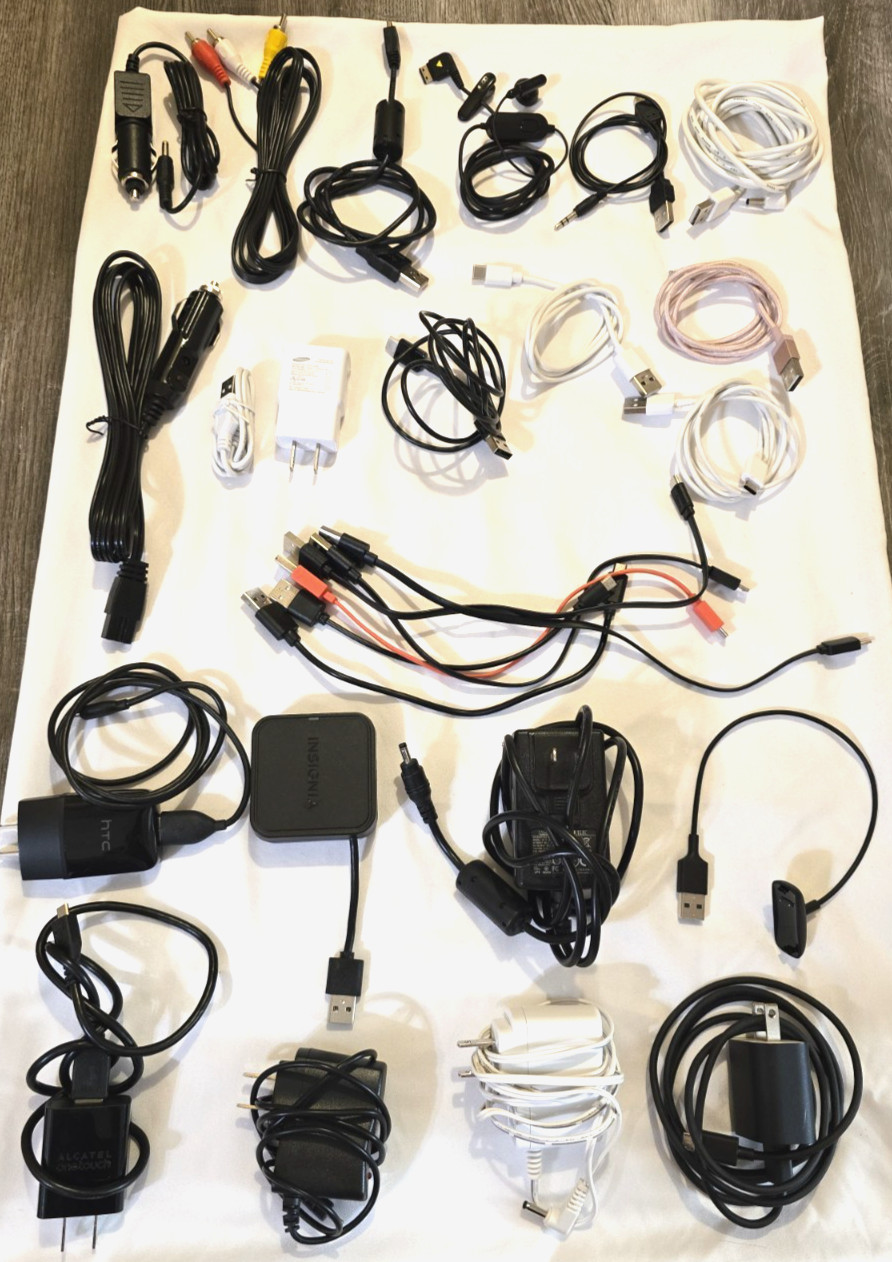 Lot (27) Chargers, USB Cables, Adaptors & More Random Miscellaneous Electrical