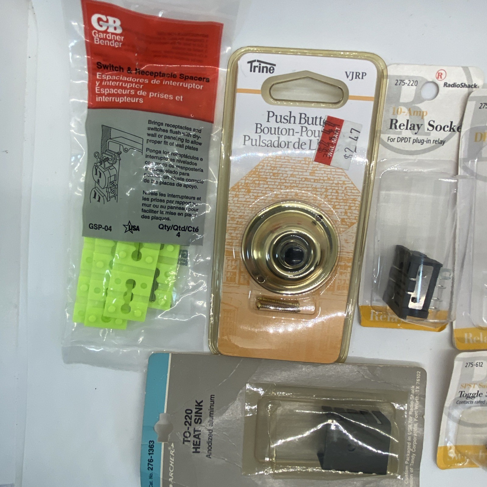 Lot Of 9 Miscellaneous Electric Items, New (Some RadioShack)