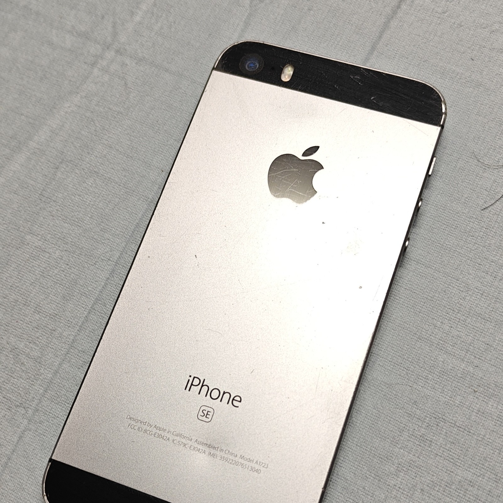 Apple iPod, iPhone Mixed FOR PARTS Lot
