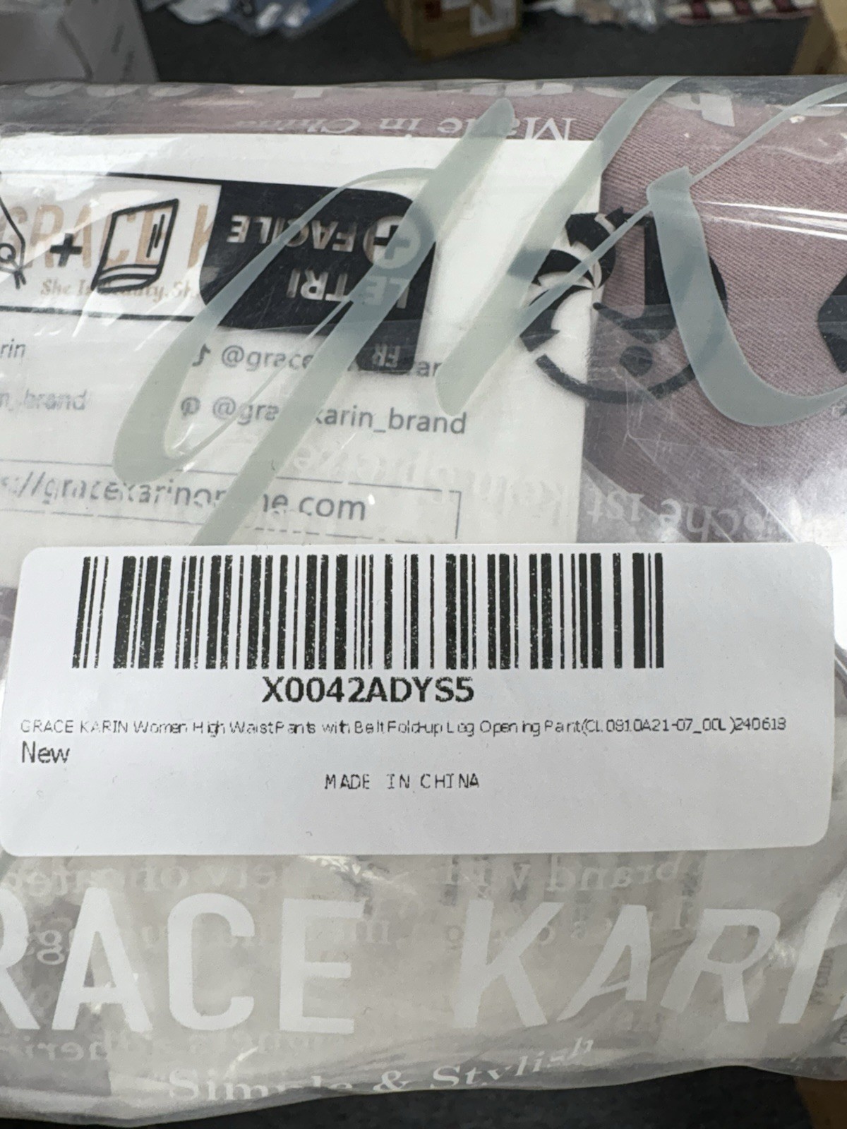 Mixed Size & Style Amazon Apparel Lot – 400pcs Individually Packed High Quality