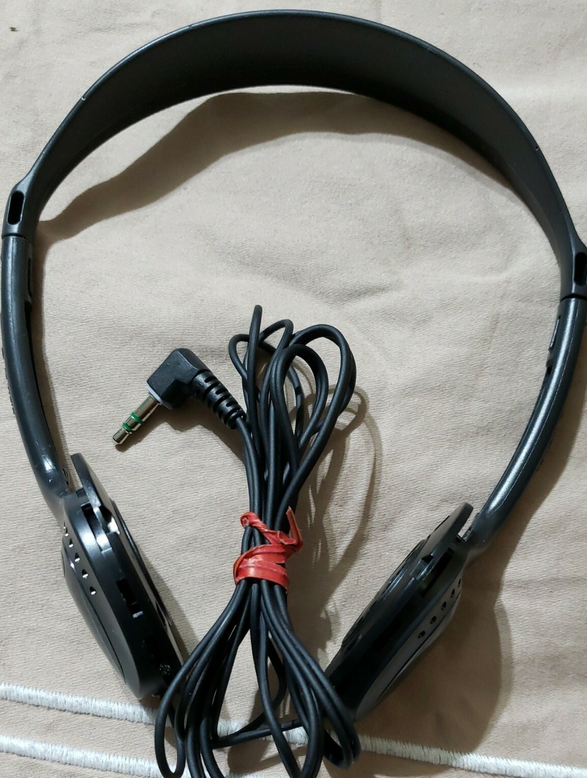 Headphones, Speakers Lot Of 8