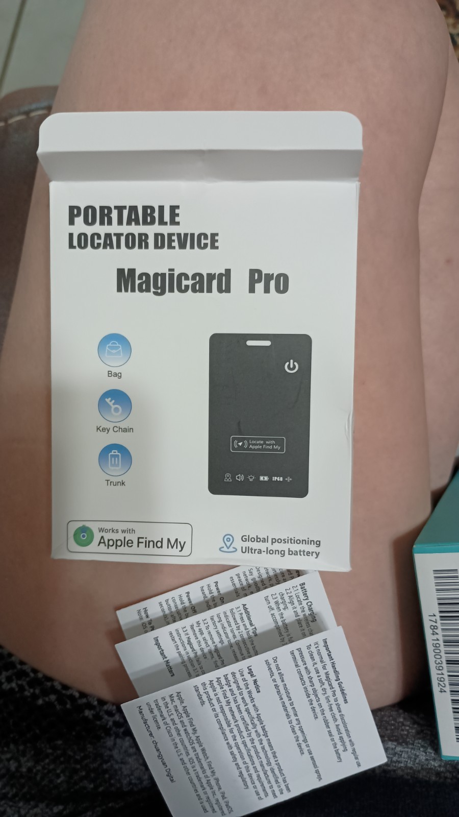 Portable locator device magicard pro
