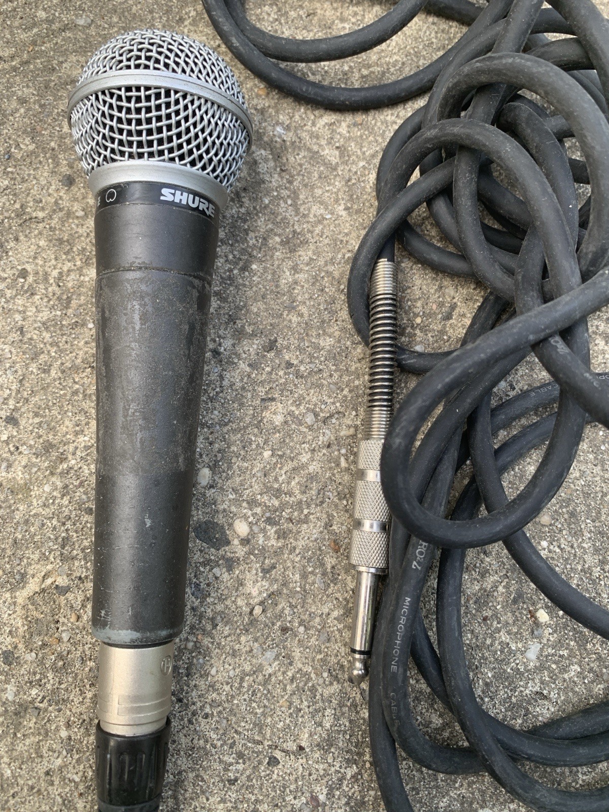Electronics Grab Box – Cables, Mice And Microphone