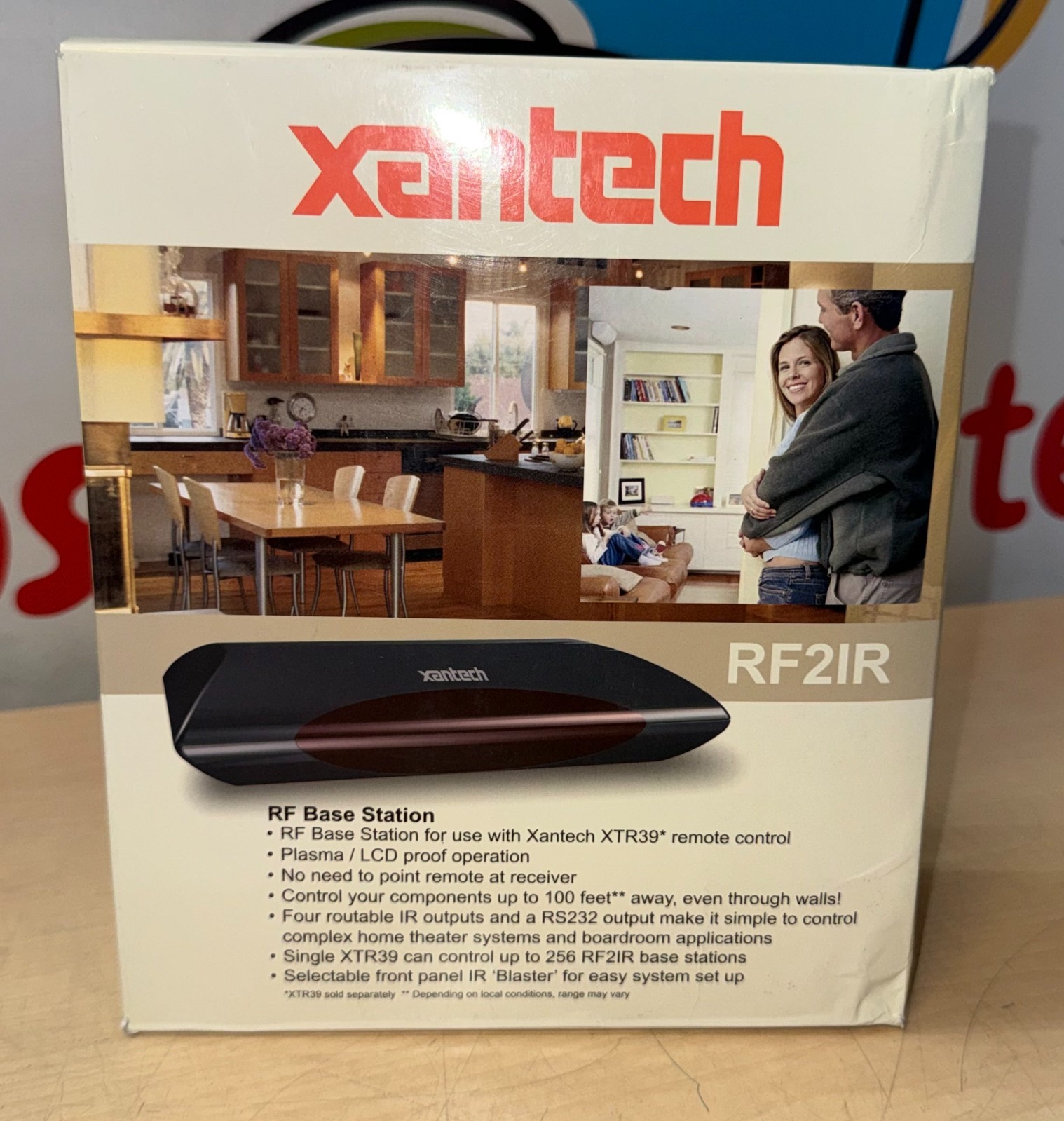 Xantech Hand-Held LCD Remote Control XTR39 & RF Base Station RF2IR