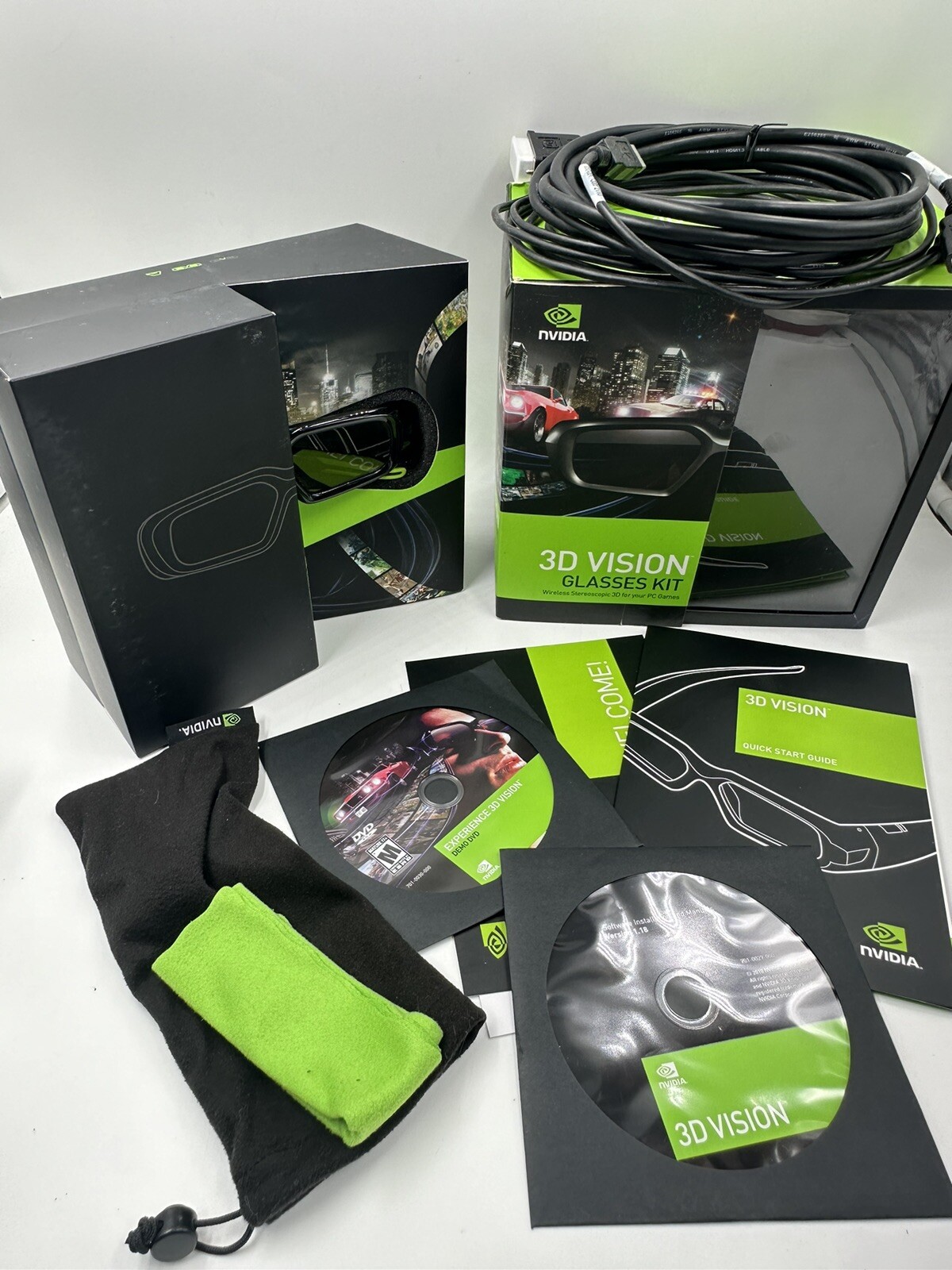 NVIDIA GeForce Wireless 3D Stereo Glasses Kit with Emitter