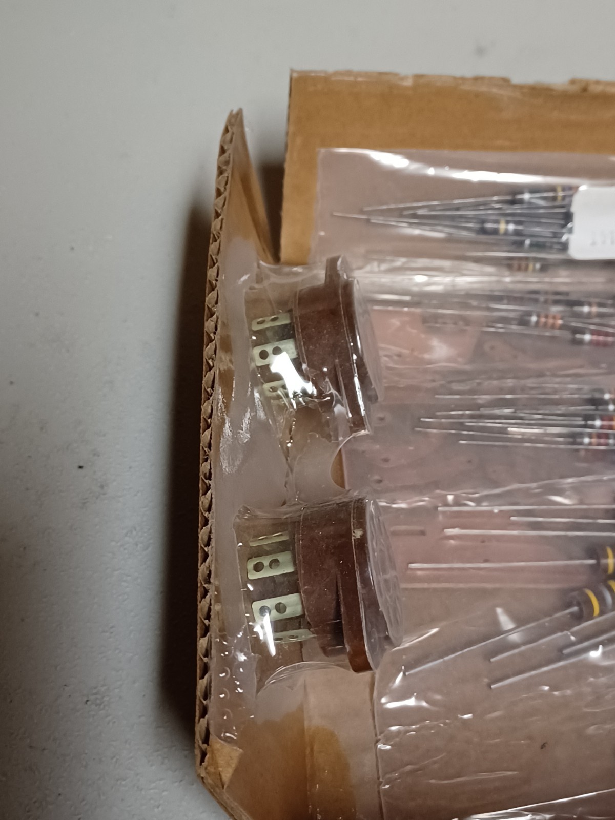 Vintage New NOS TV / Radio Electronics Set #4