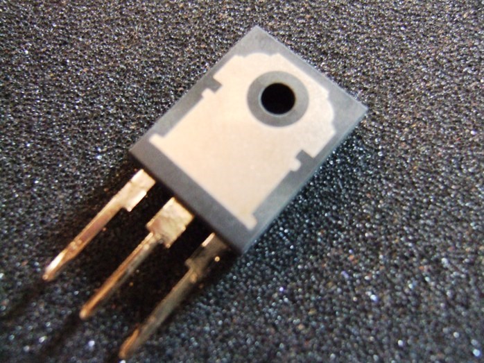 LOT OF 5 ST MICRO MOSFET N-CHANNEL 500V TO-247 14A W14NC50 STW14NC50