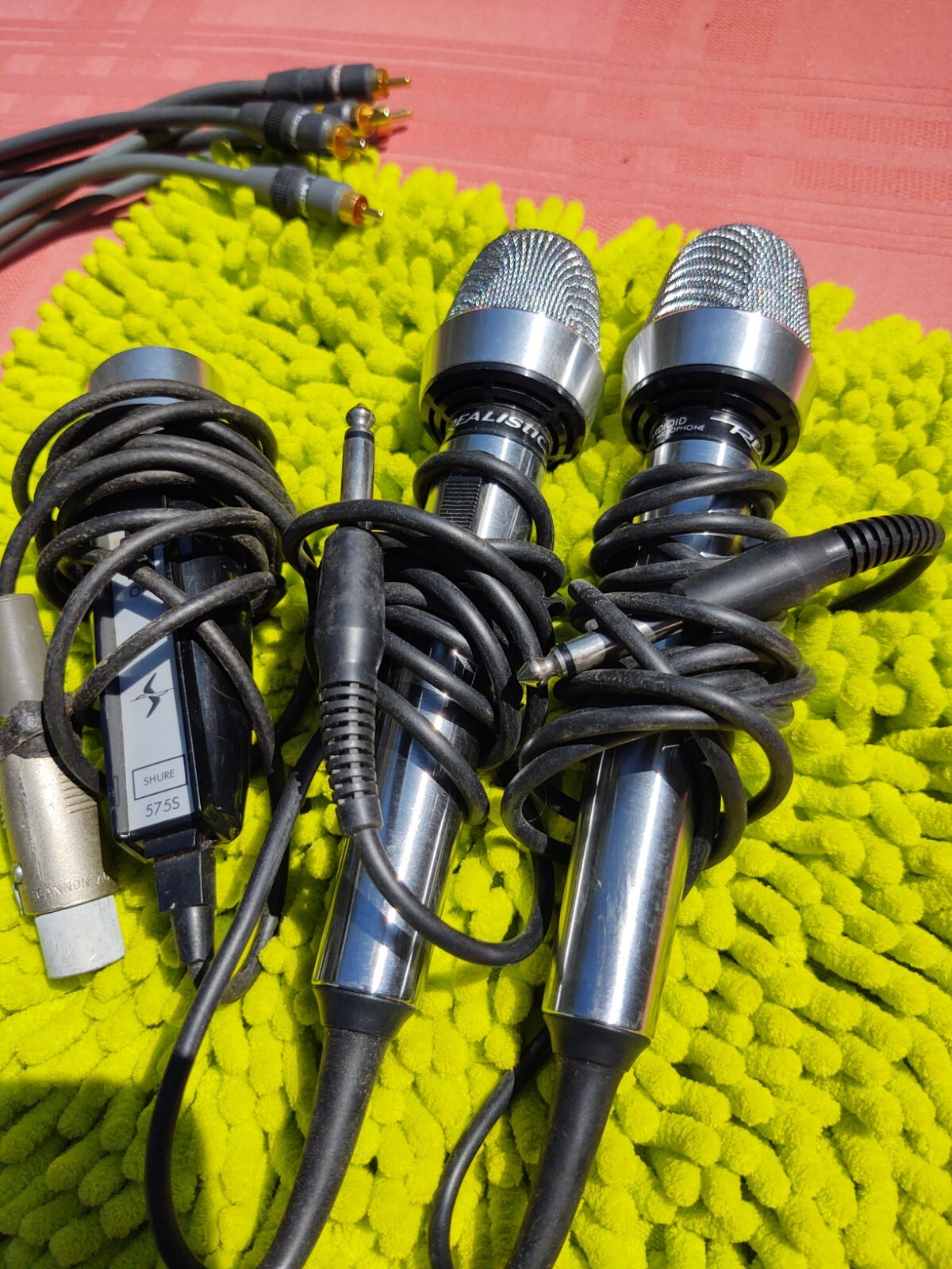 3 Microphones 2 Realistic, One Shur