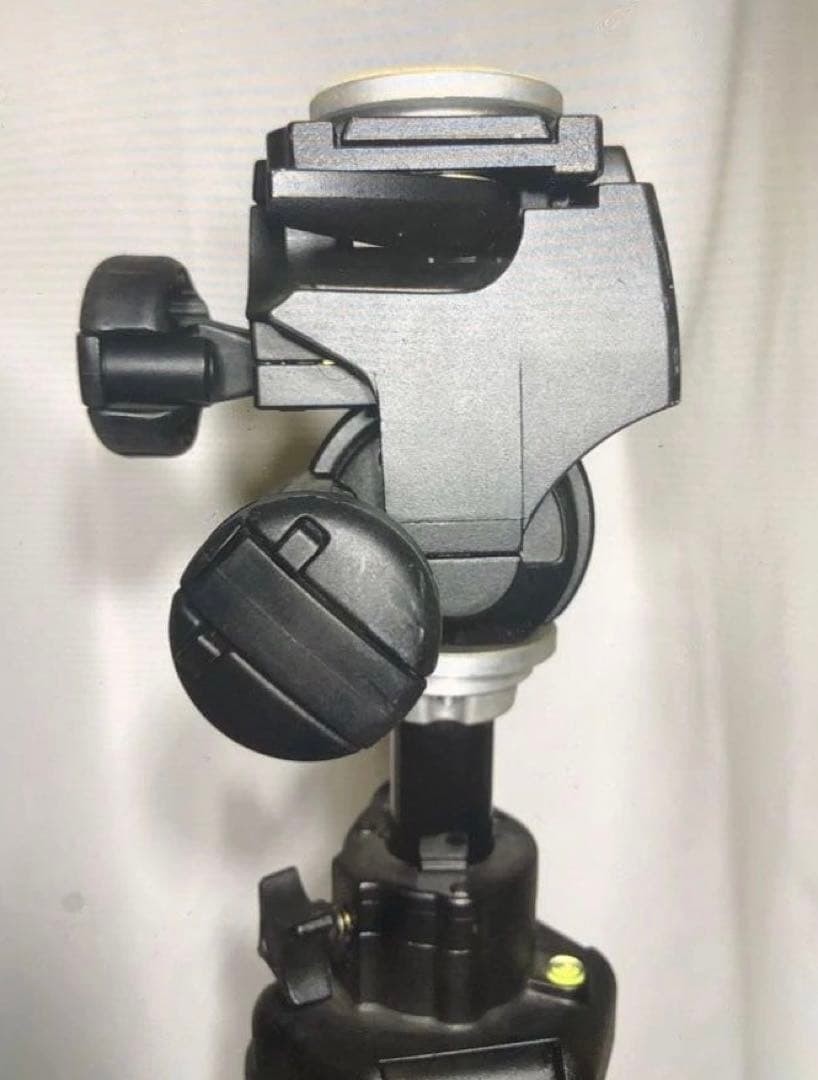 Manfrotto Geared Head *400 Tripod 075B