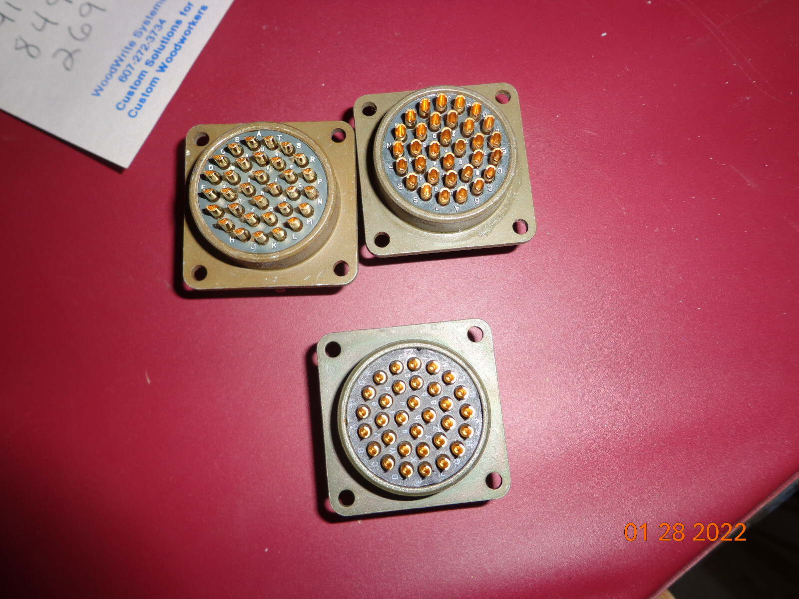 1 Bendix MS3112E18-32P Mil Spec Circular Connector Plug 32 pOS Gold ITT CANNON