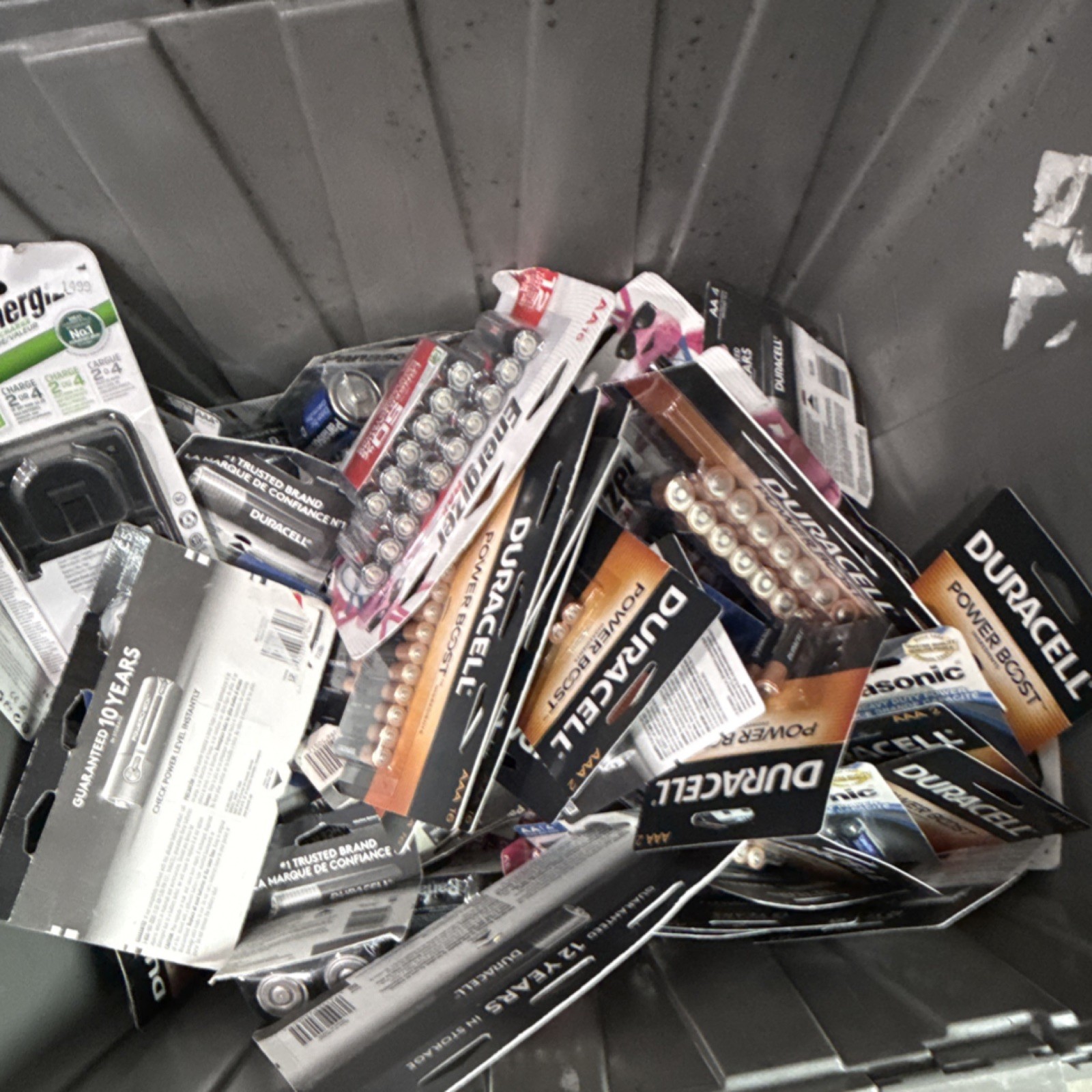 Duracell & Energizer Batteries Power Boost Quantum AA AAA Mixed Lot