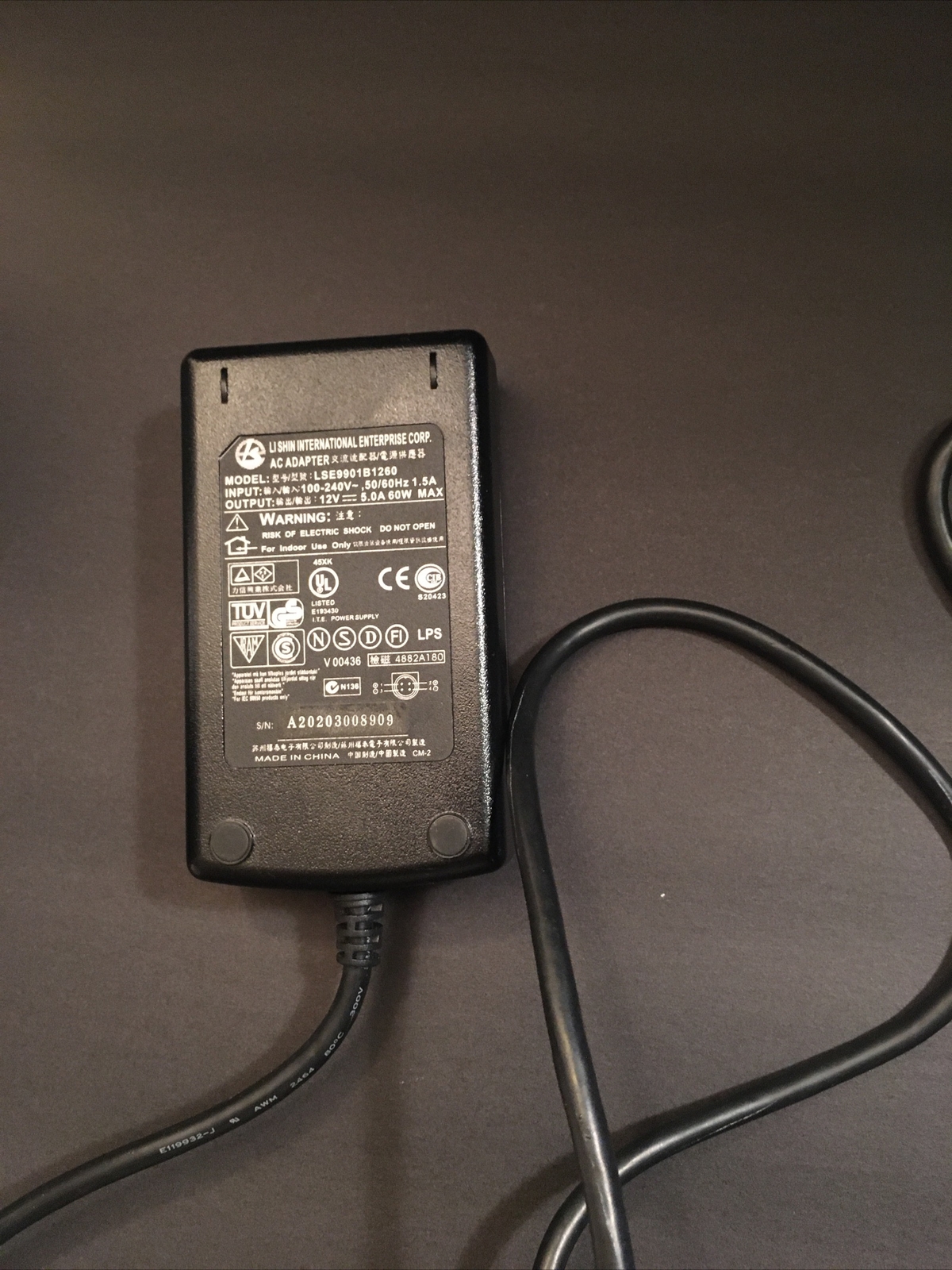 POWER SUPPLY cord AC/DC ADAPTER Li shin LSE9901B1250 50W
