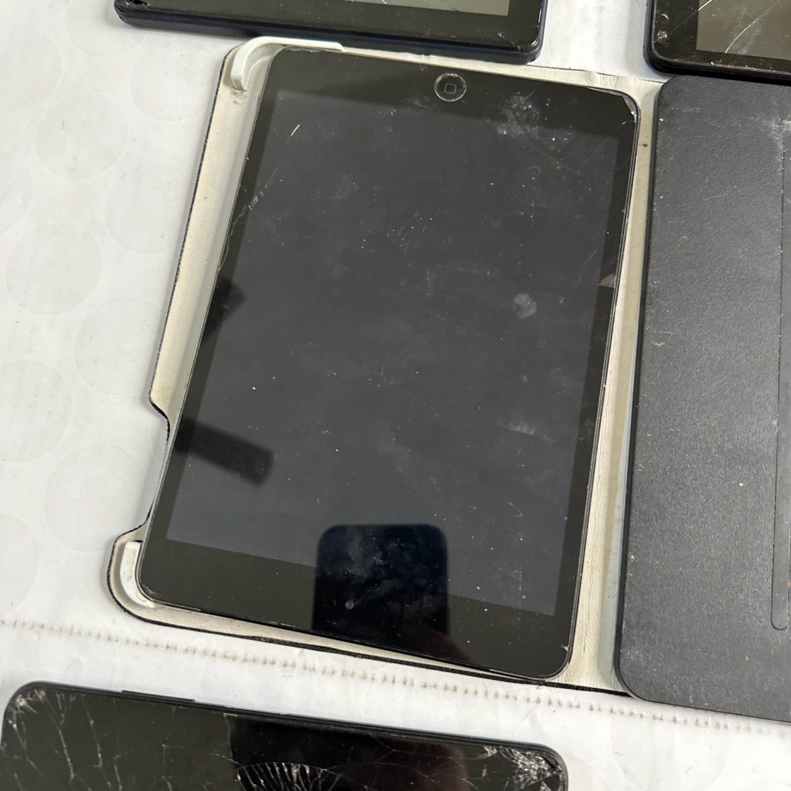 Lot’s of phone in and tablets. (#39).