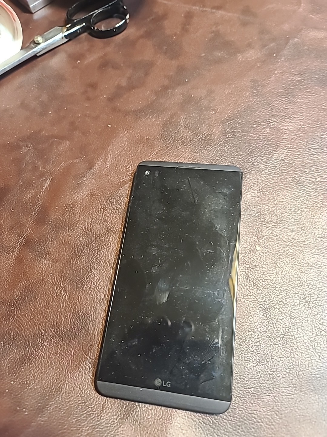 Mixed Electronics Lot – Phones, Chargers, Batteries, Transmitters, Accessories –