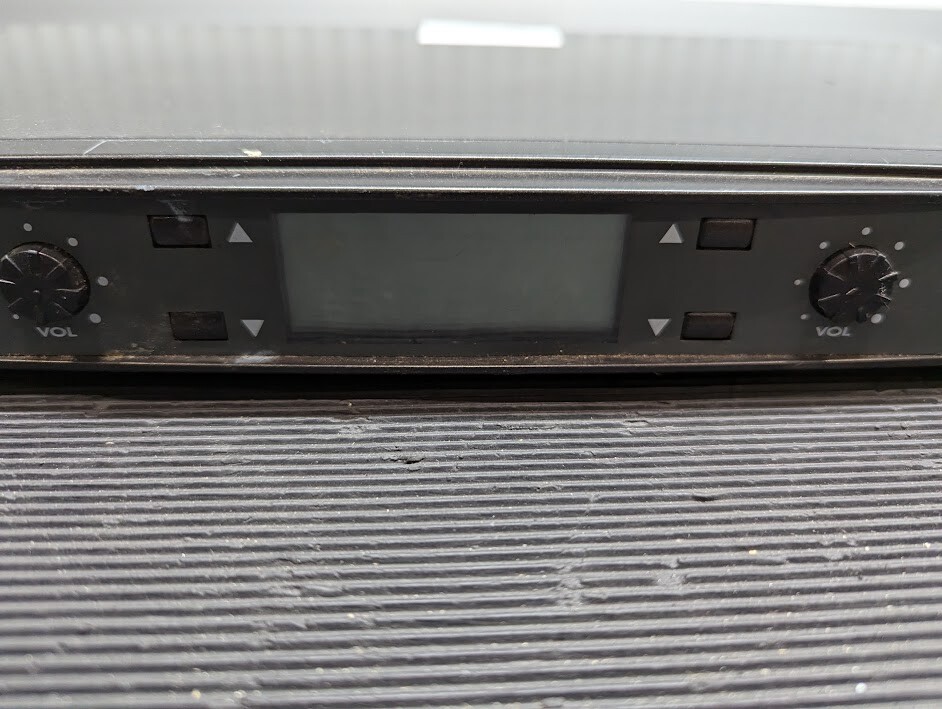 IMG Stageline TXS-890 Wireless Receiver – Used, Working, Scratched