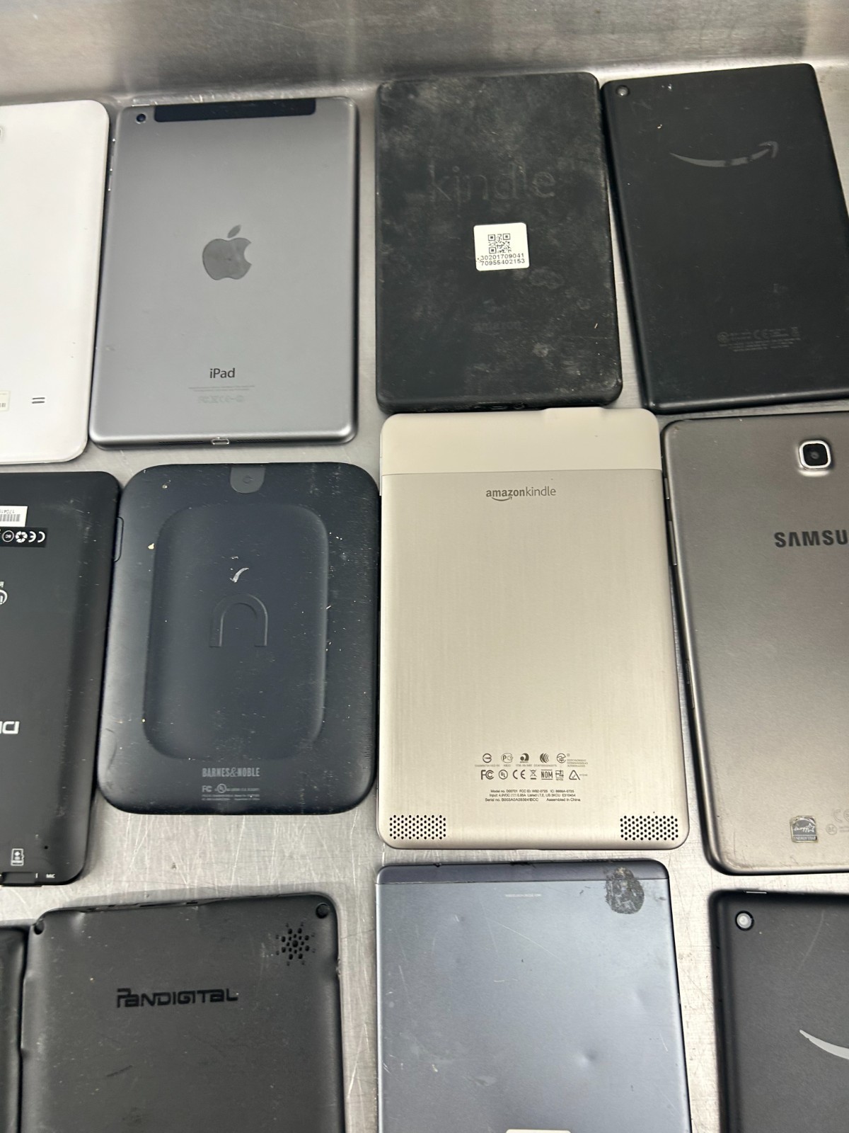 Mixed Lot of Tablets & Others Nook Apple Ipad Samsung Surface Amazon