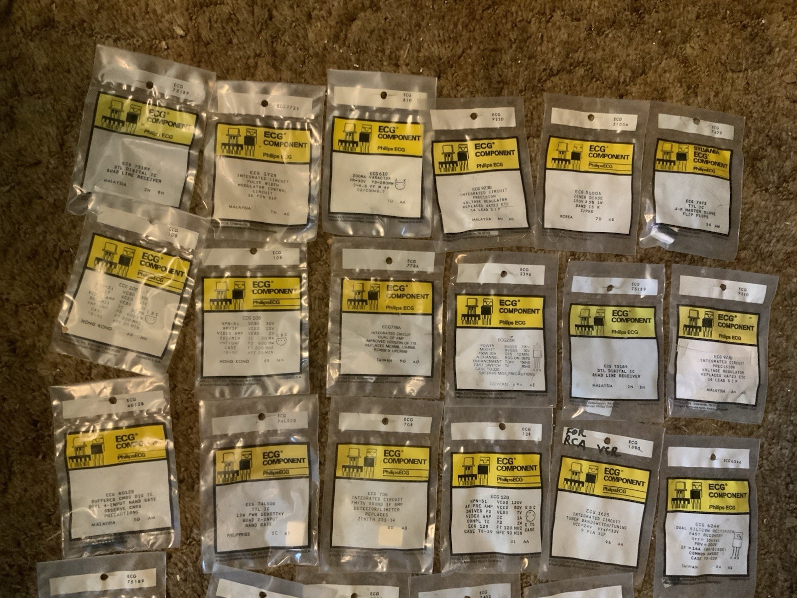 50+ vintage ECG Components