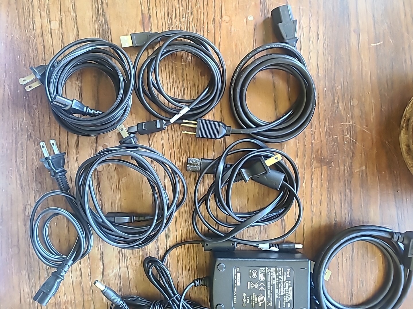 Lot Of Assorted Chargers 20 Total HP, Sony, Blackberry Ect $35 FREE SHIPPING