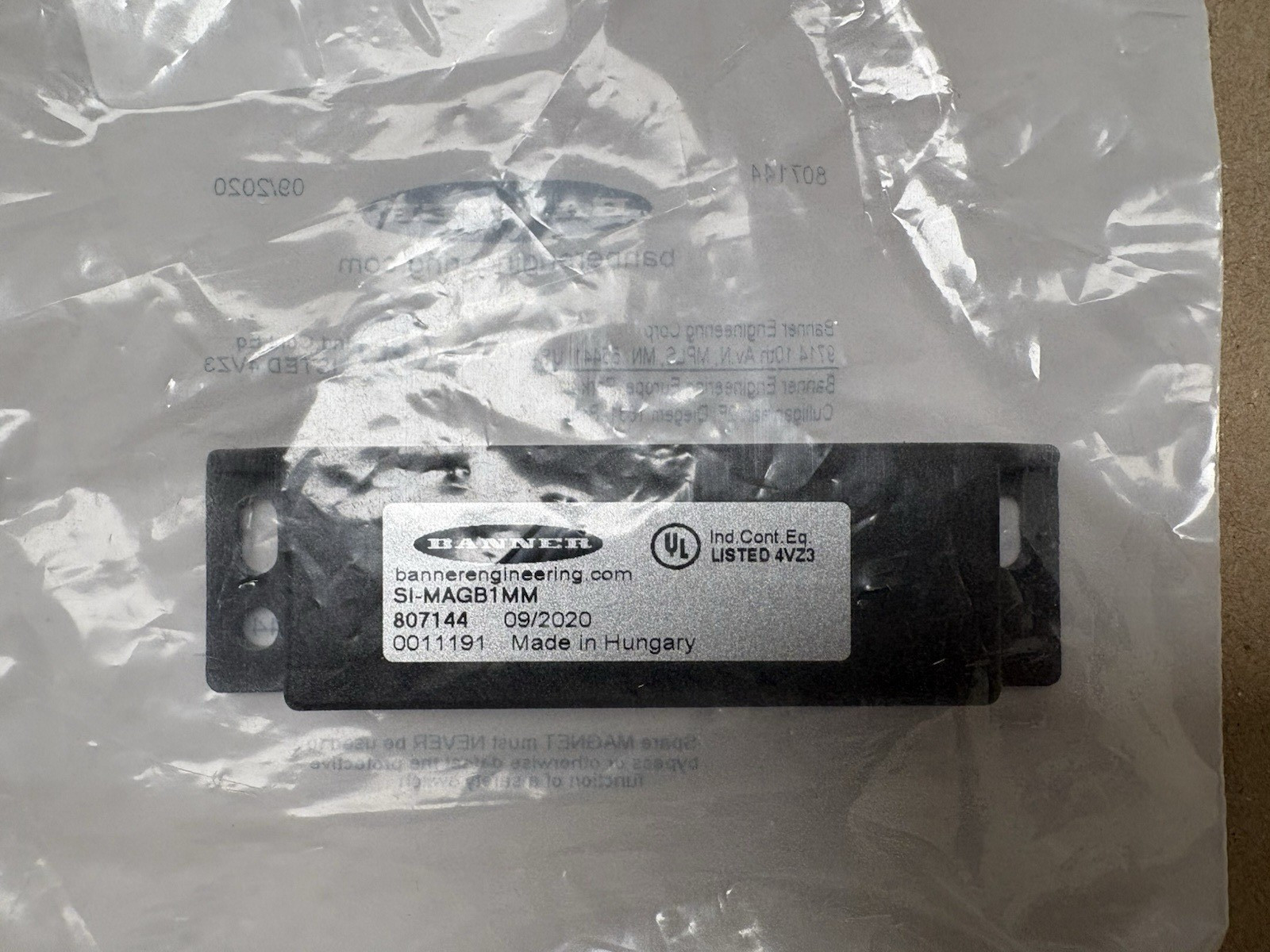 SI-MAGB1MM Series Magnet 3.465″ L x 0.984″ W x 0.512″ H