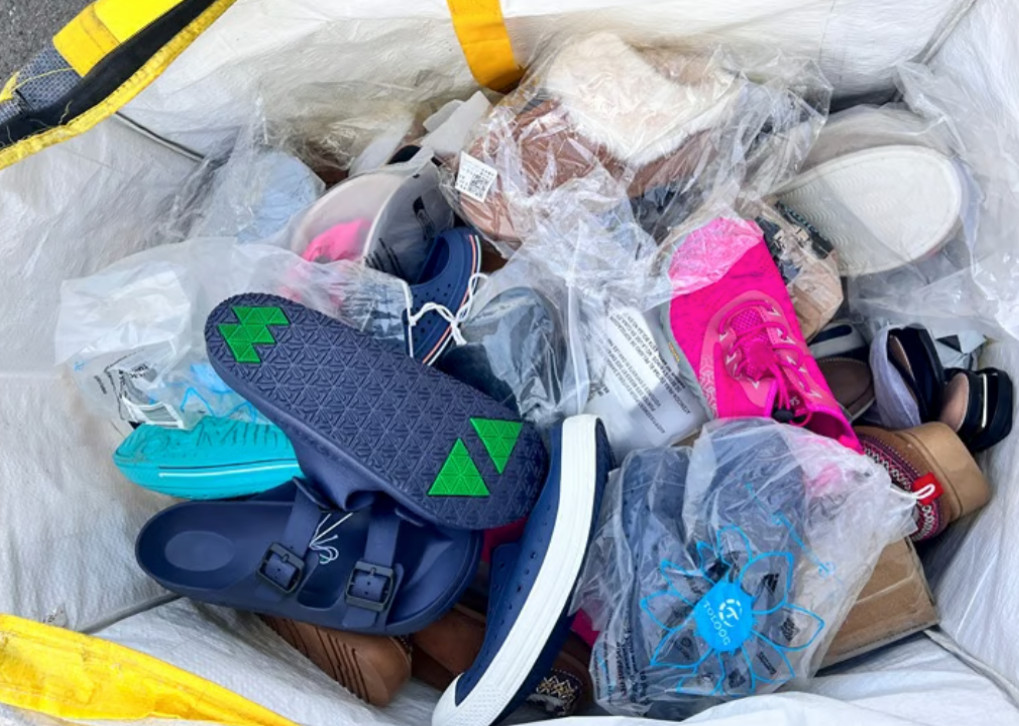 Amazon Overstock Boxes $350+ or $200 Wholesale Liquidation Overstock & Returns
