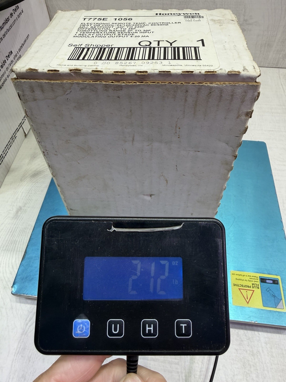 Honeywell T775E 1056 Electric Remote Temp Control 24/120/240 Vac 50/60Hz