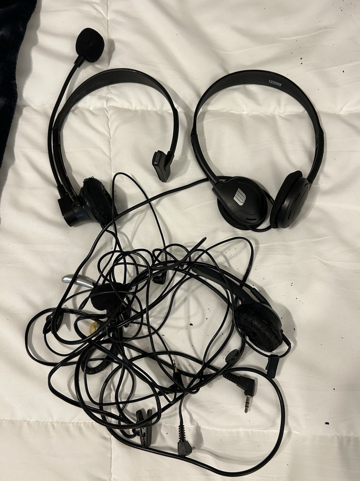 16 lb Box Of Misc Electronics And Computer stuff