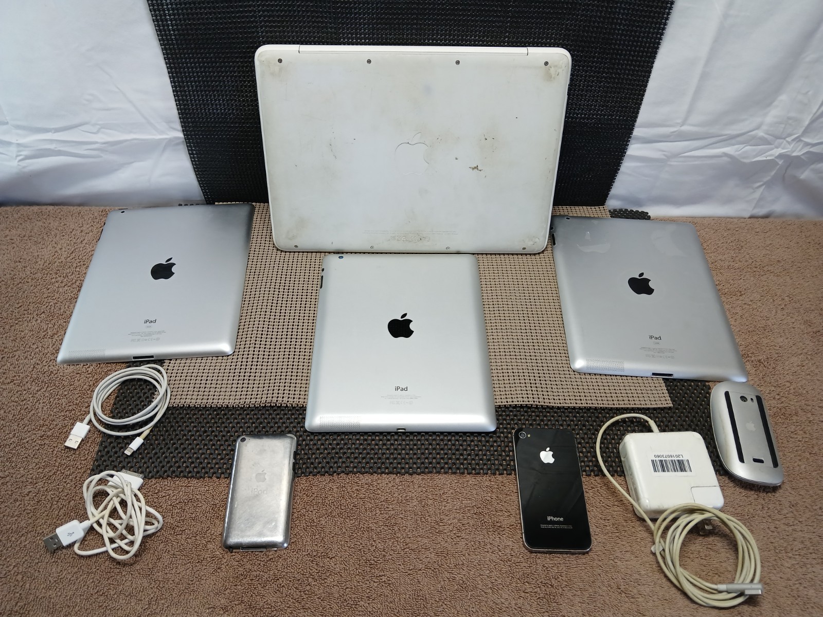 JUNK LOT OF 10*APPLE*MAC BOOK/IPADS/IPHONE/IPOD/ACCS*SP*ID*NT*MP*SAI