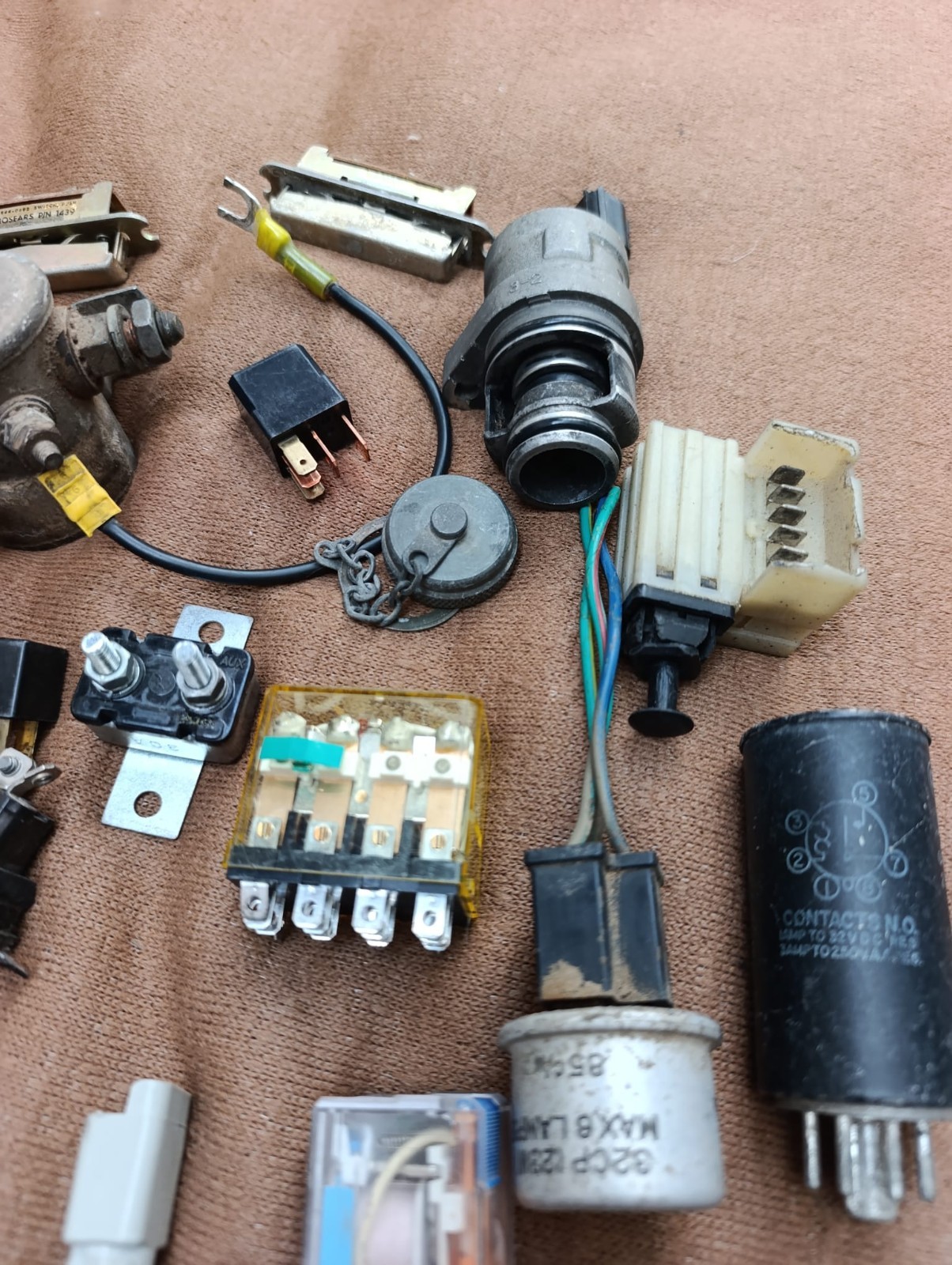 LOT OF 25 switches and various electrical and electronic items