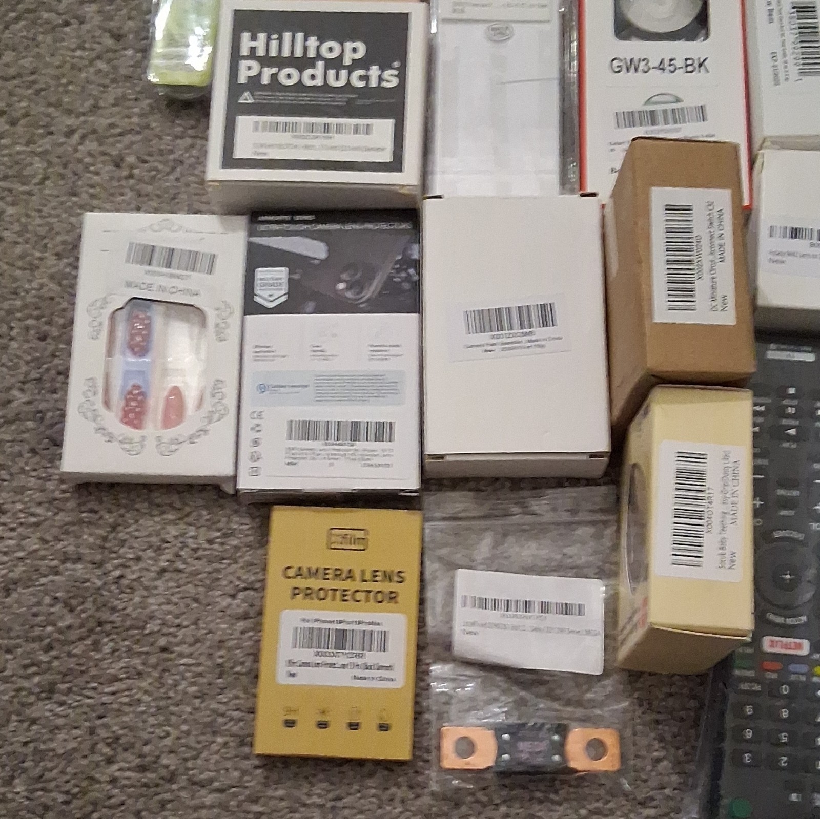 Consumer Electronics Accessories Mixed Lot, Assorted Items, Various Packages