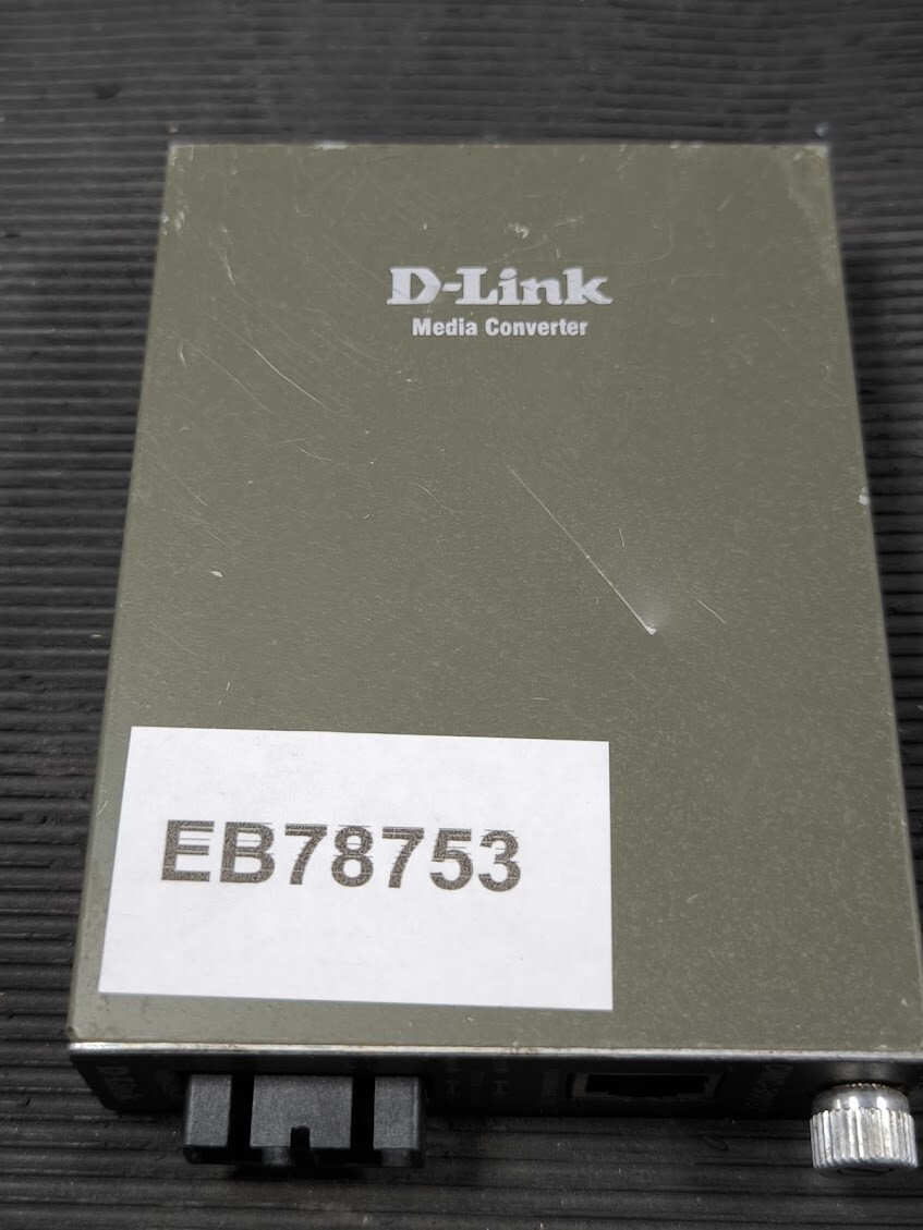 D-Link DMC-300SC Media Converter – Used, Working Condition