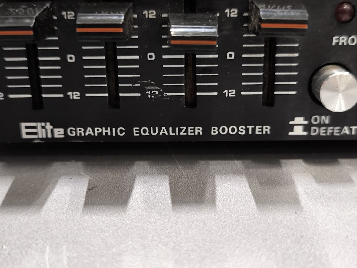 Elite Graphic Equalizer Booster – Used, Working, Scratches