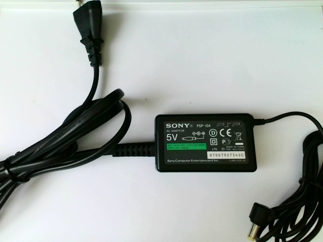 PSP-104 Adapter 5V 2A