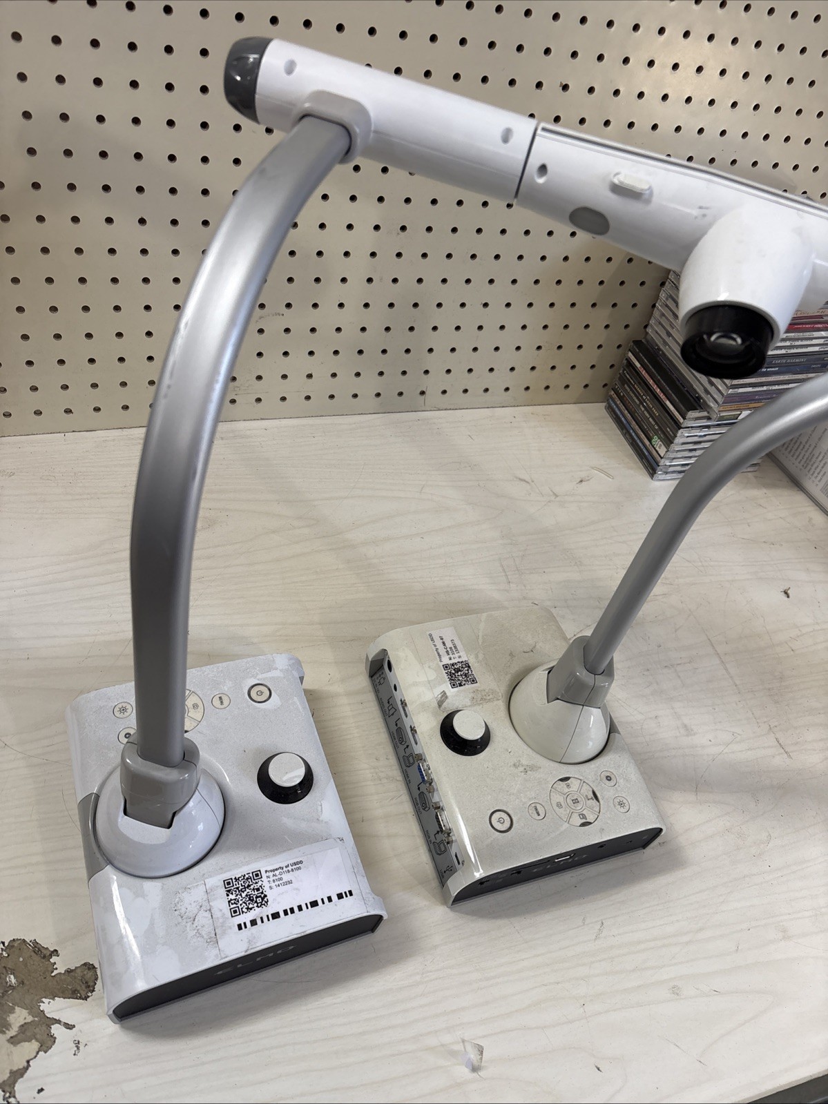 Elmo Visual Presenter L Series TT Series 12 set of 2 Untested No Power Cords