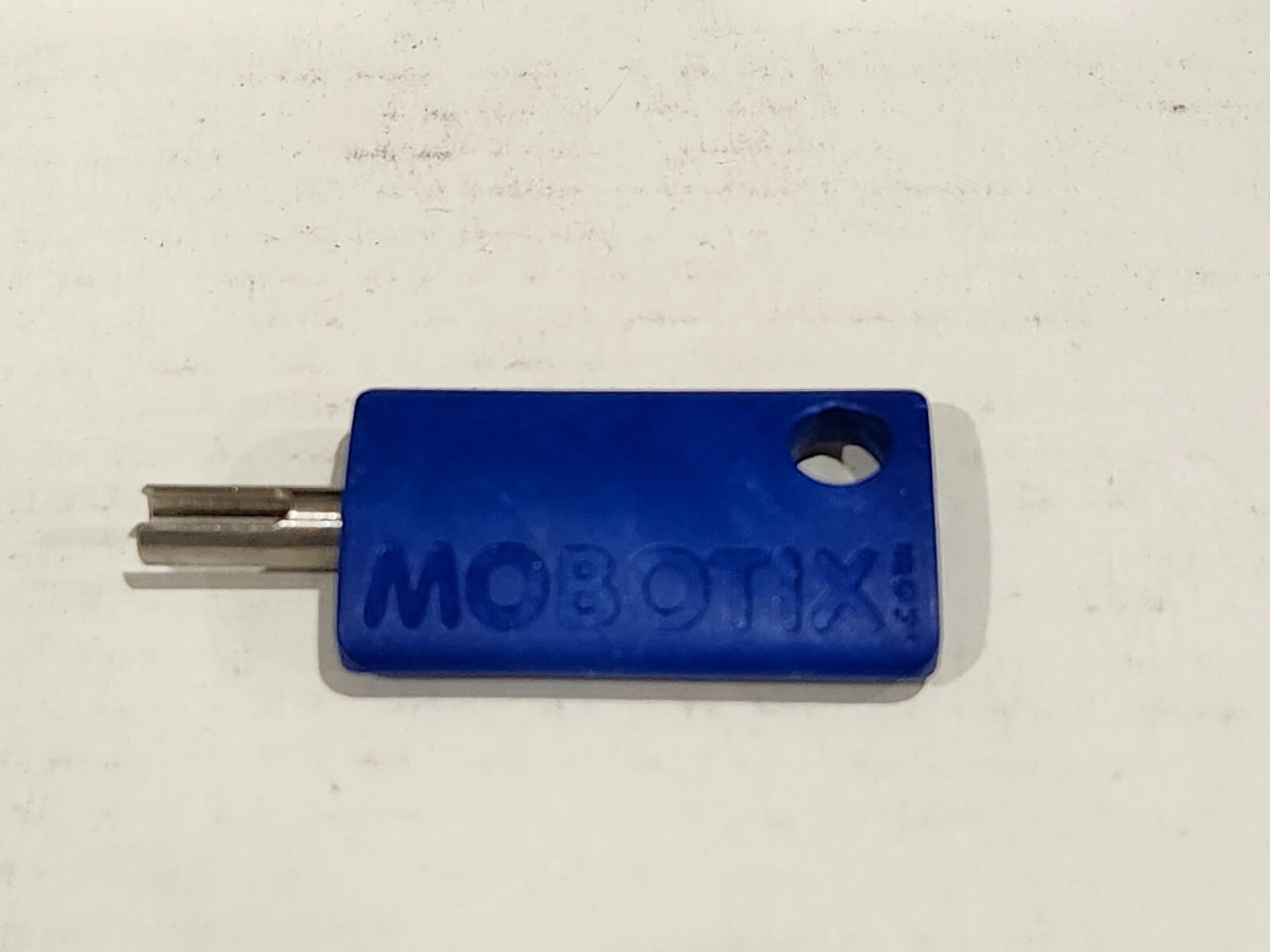 LOT MOBOTIX ACCESOIRES Doorstation Frames, installation kit, battery, lens +more