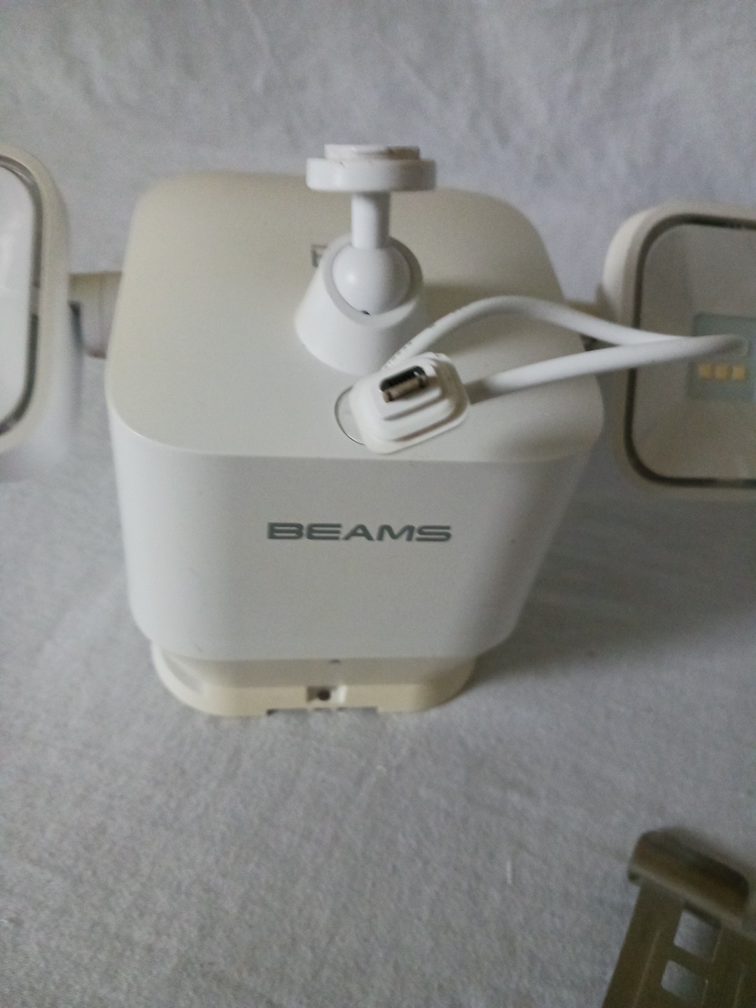 Lot of 2 Floodlight Mount Blink Beams Outdoor BAC044600U w/ Brackets NO CAMERAS
