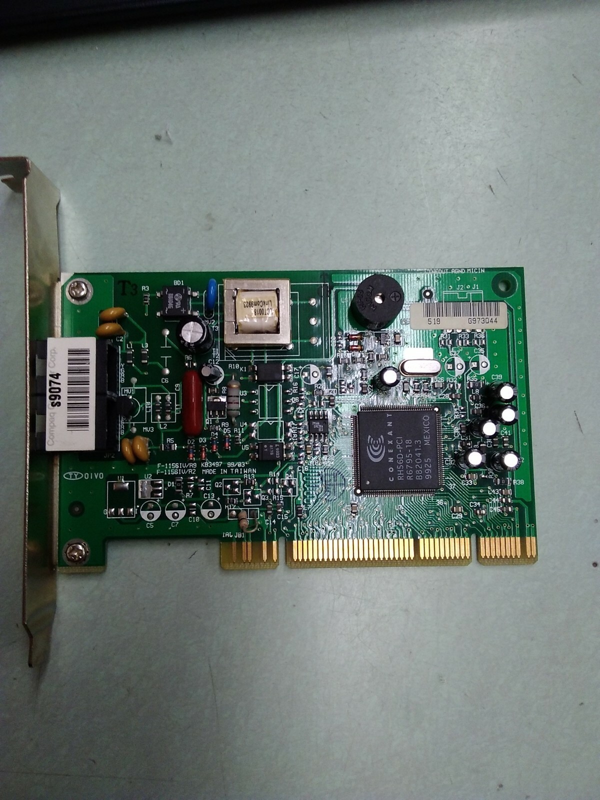 GVC F-1156IV/R9F 128384-001 REV A Phone-Fax Modem Card