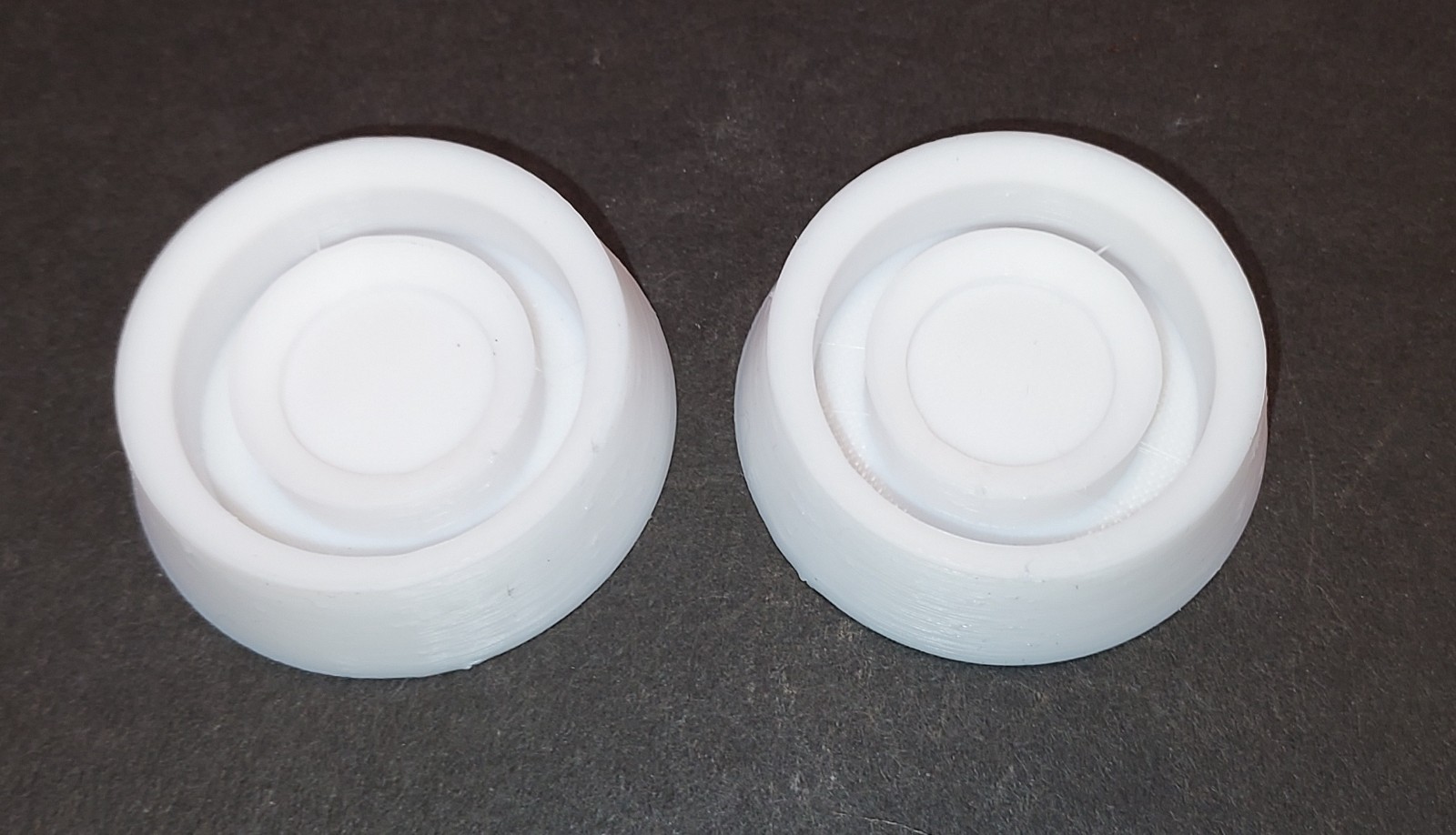 1950-1951 Crosley 11-100 series KNOB (set of 2) ARRP#085