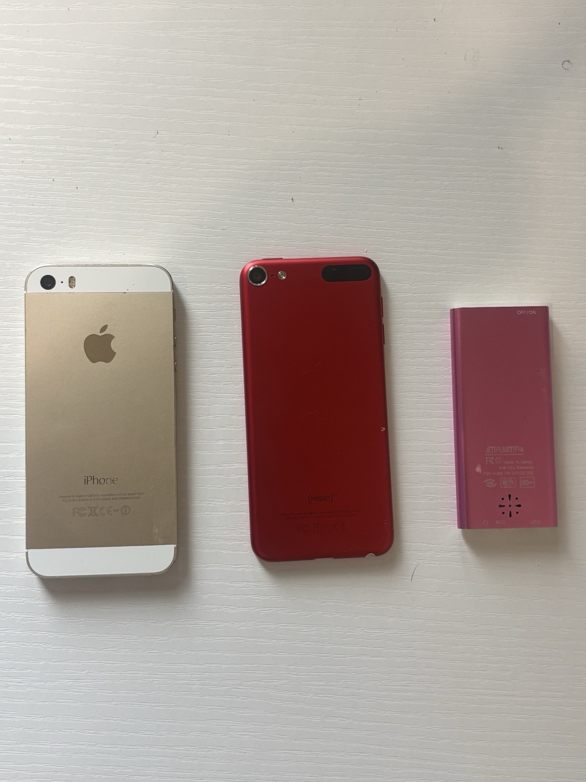Apple iPhone Gold, iPod Touch Red, iPod Nano Pink, MP3 AMPA Mixed Lot