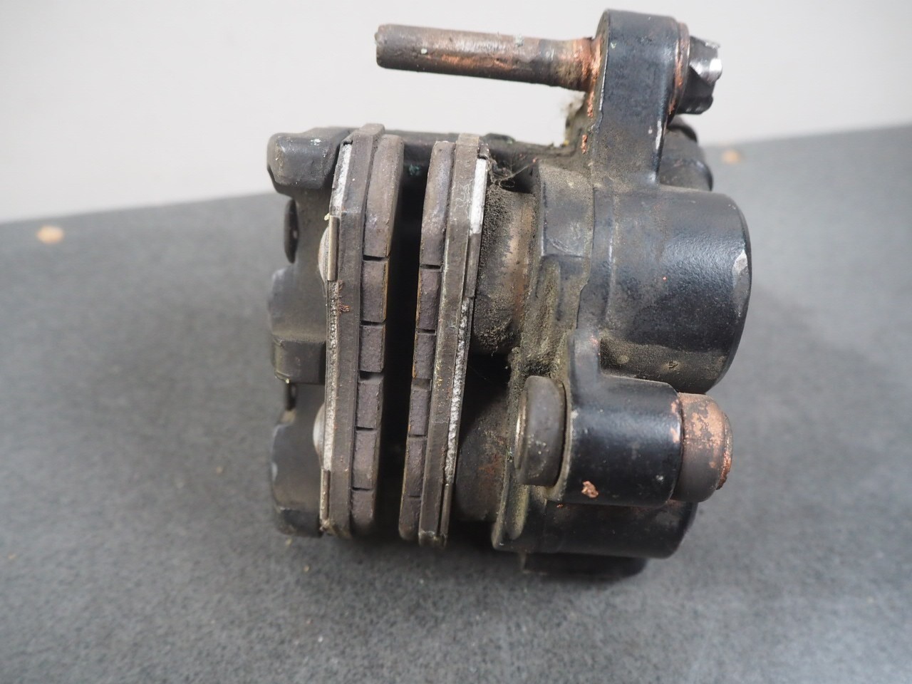 HONDA GL1500 1989 43101-MT8-006 CALIPER RR BRAKE 12127