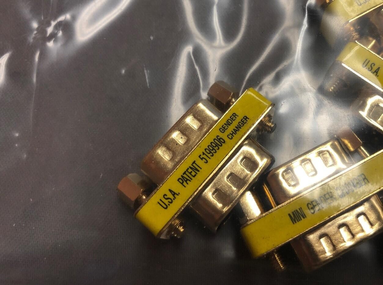 LOT OF 10 MINI GENDER CHANGER 5199906