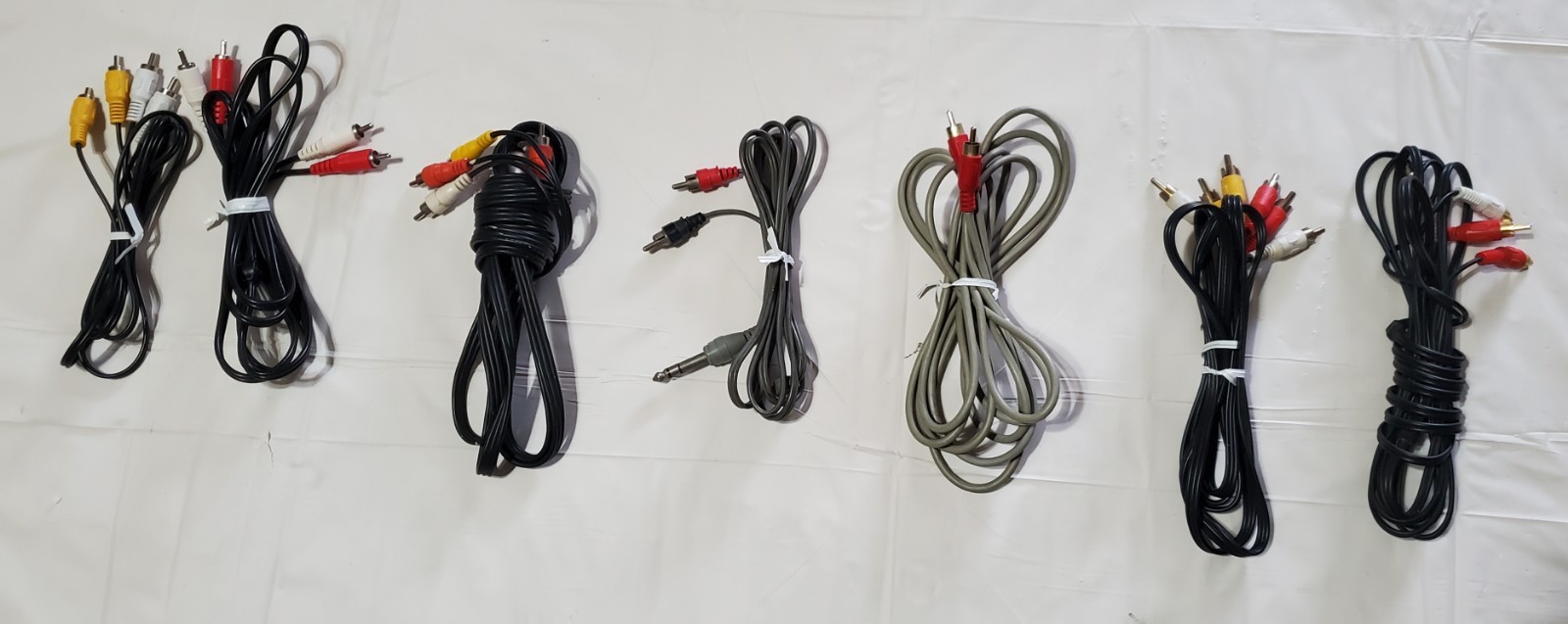 Lot of 13 RCA Audio Video Cables