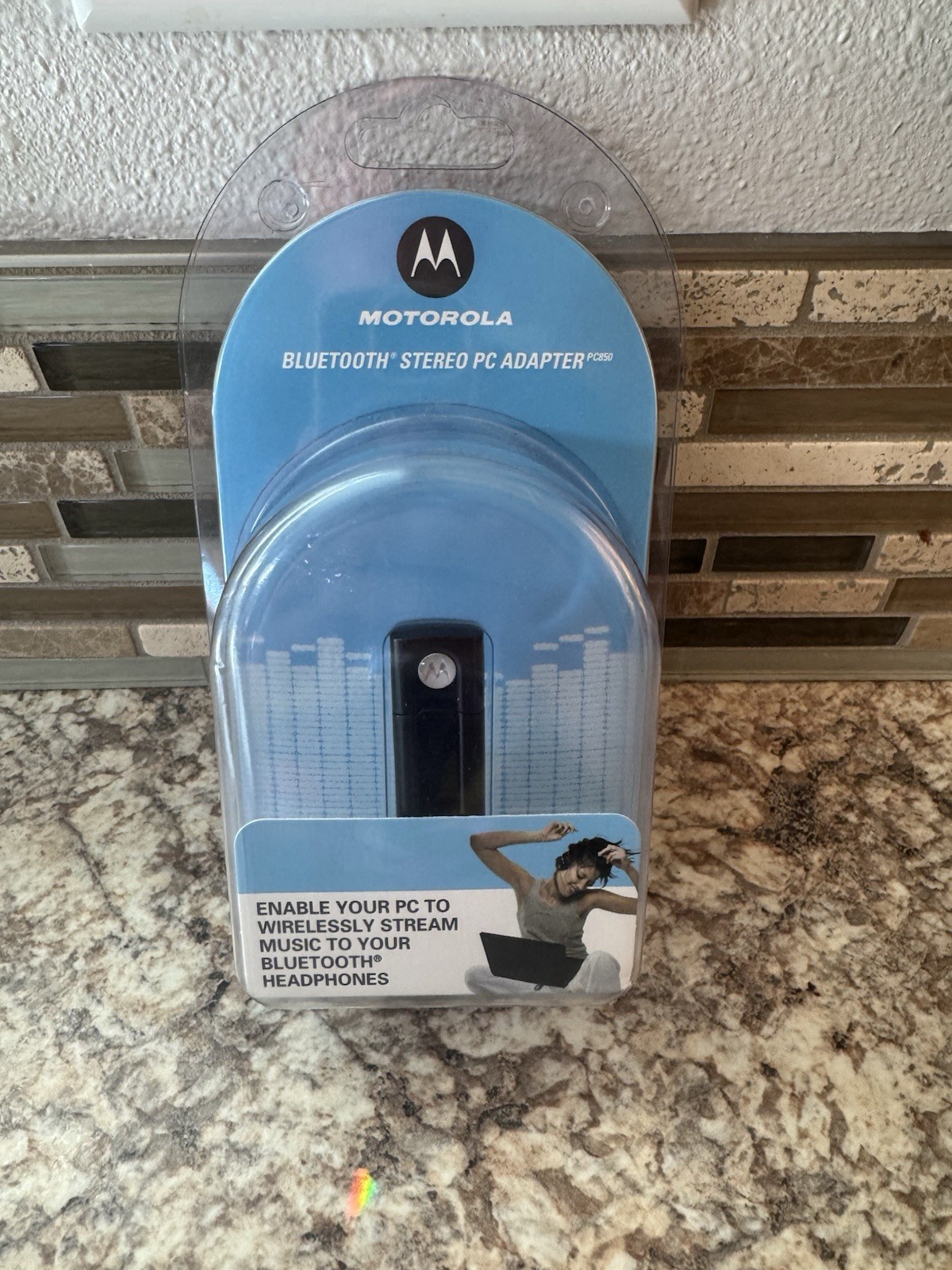New Motorola PC850 Bluetooth Stero PC Adapter USB Computer Laptop Notebook Music