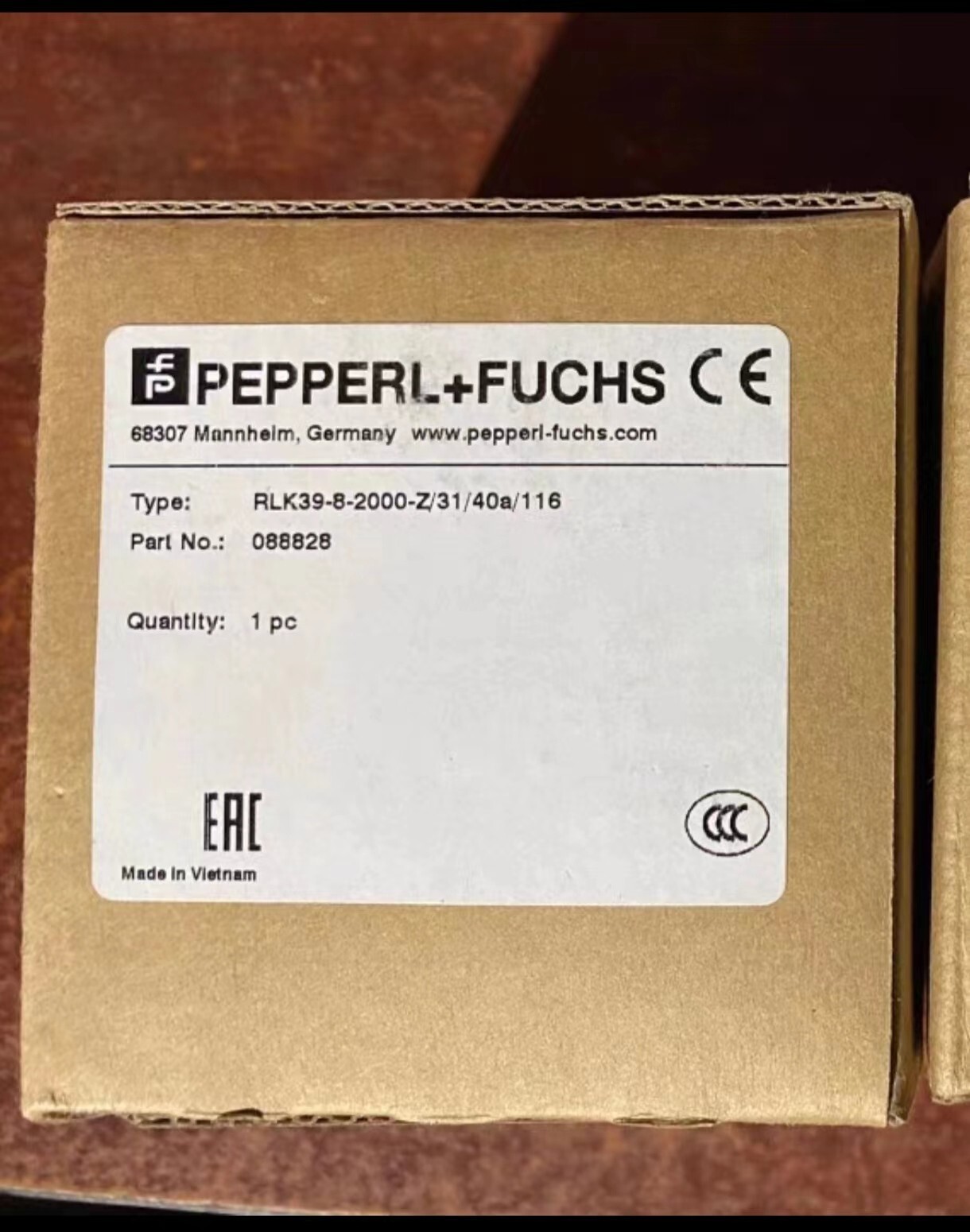 1 PCS Pepperl-Fuchs RLK39-8-2000-Z/31/40a/116 IN NEW BOX ALL NEW