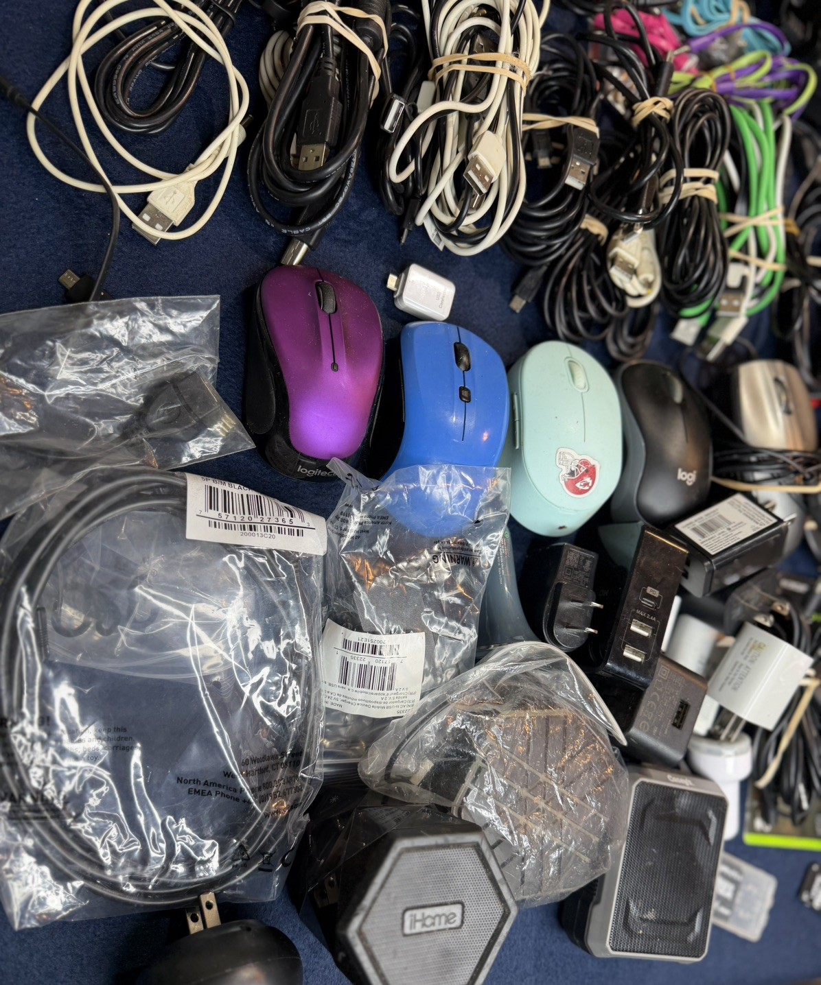 Mixed Lot of Electronics Cables, Chargers, and Power Adapters – Junk Drawer Lot