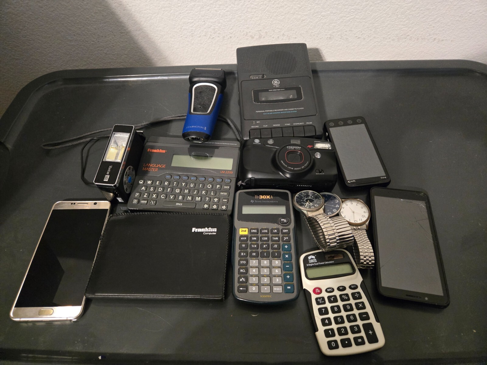Lot Of 13 Electronics For Parts Or Repair Pre-Owned