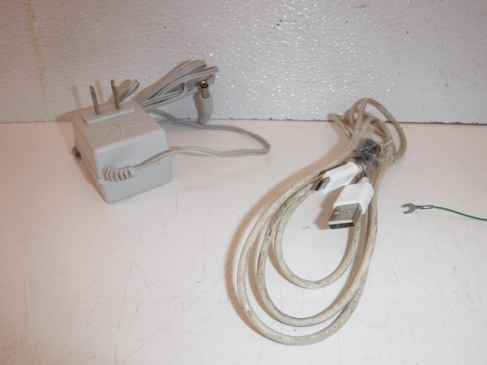 Mixed Lot of Cords AC Adapter Electronics Cables