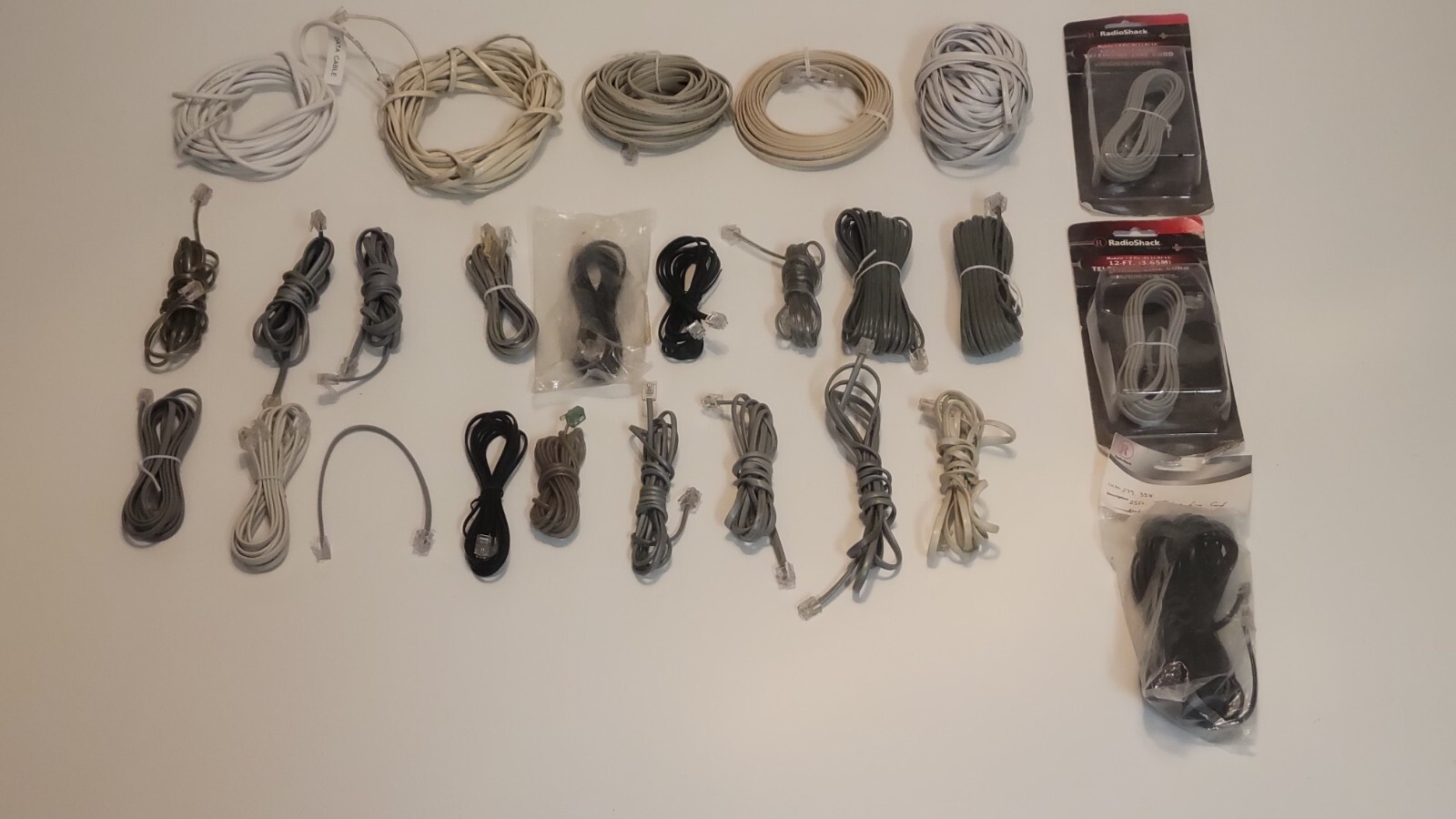 Mixed Bulk Wholesale Lot of 50 Miscellaneous Items such as Suttle Line Condition