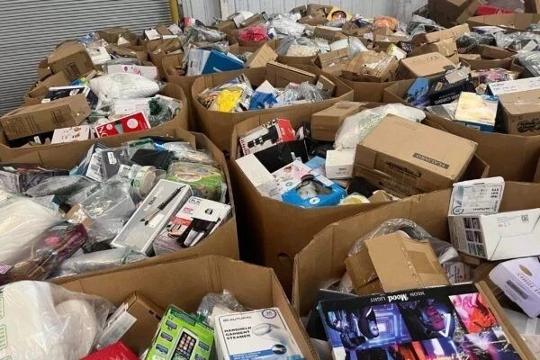 Lost Packages| Random Assortment of new items!| Fast Shipping!!
